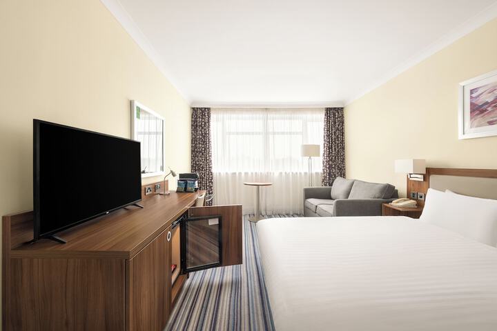 Room 30 of 87