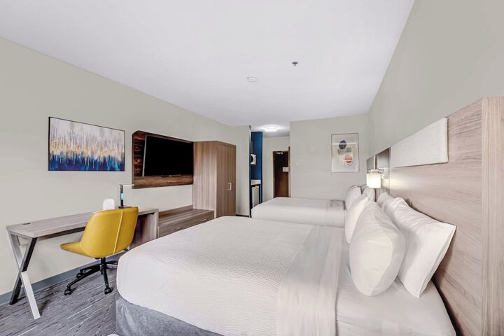 Room 22 of 64