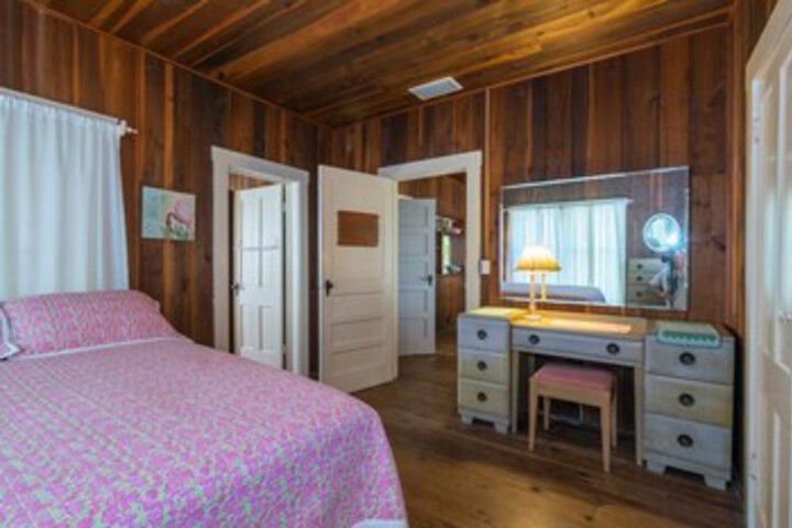 Room 34 of 45