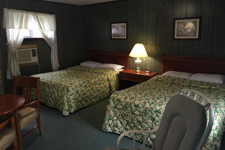 Room 24 of 54