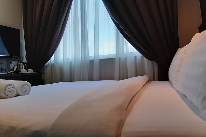 Room 16 of 138