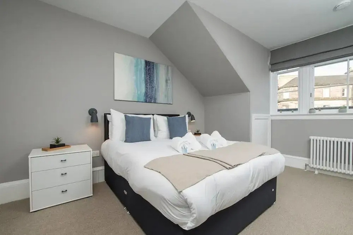 Torphichen Street 5 City Centre 2bed Apt