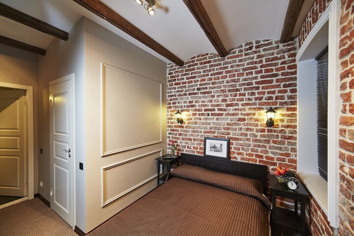 Room 18 of 78