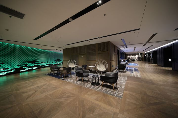 Ballroom/Hall 173 of 194