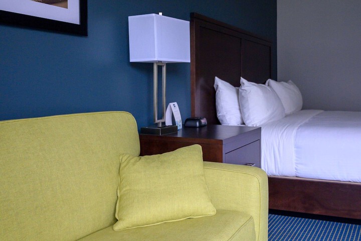 Room 5 of 46
