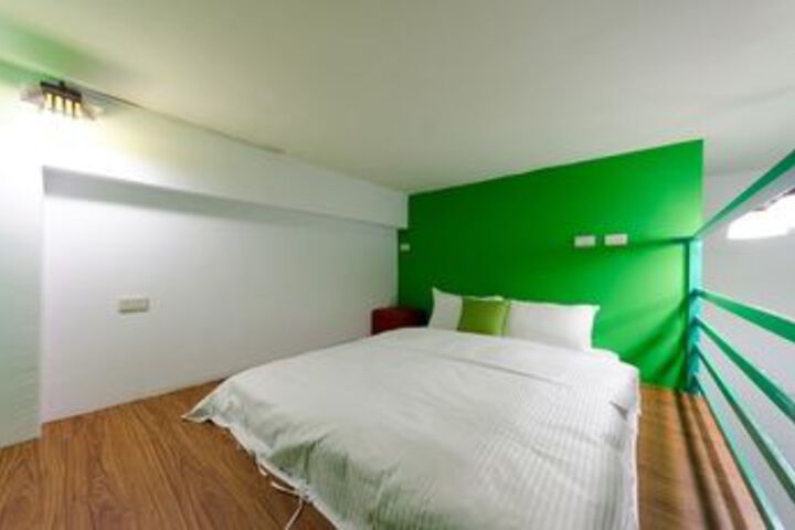 Room 36 of 69
