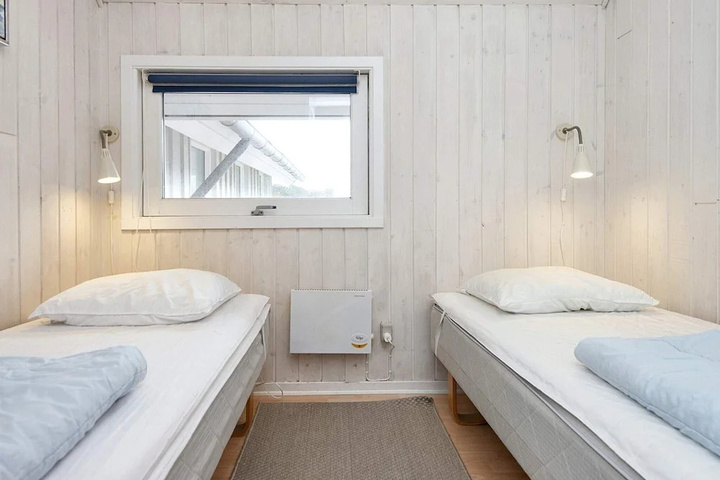 Room 3 of 22