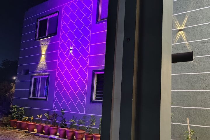 Hotel 11 of 11