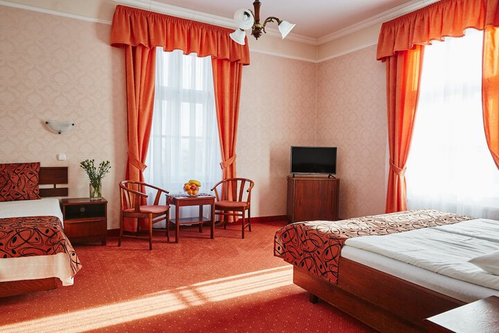 Room 12 of 67