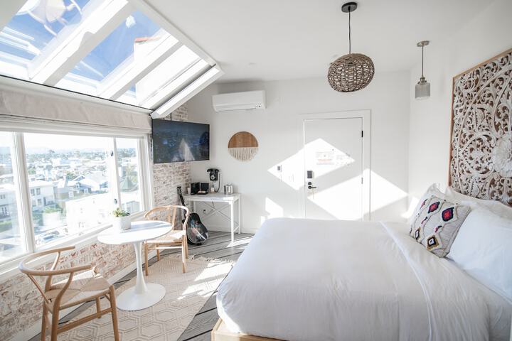 Beach/ocean view