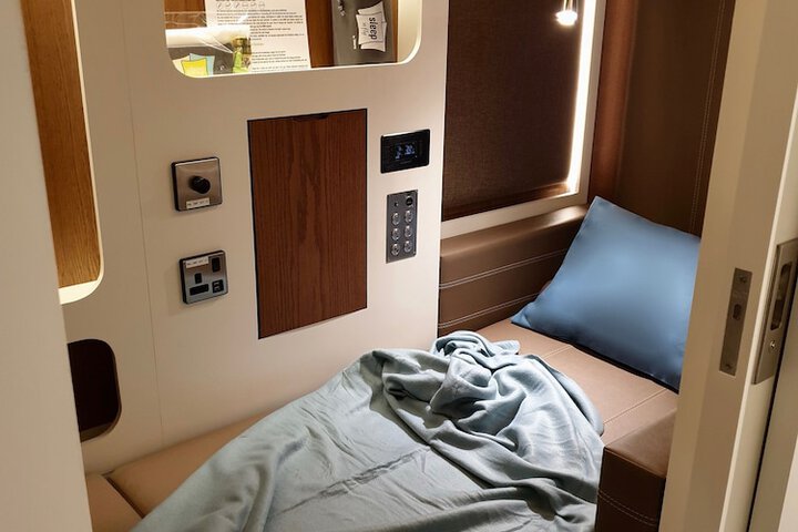 Room 8 of 22