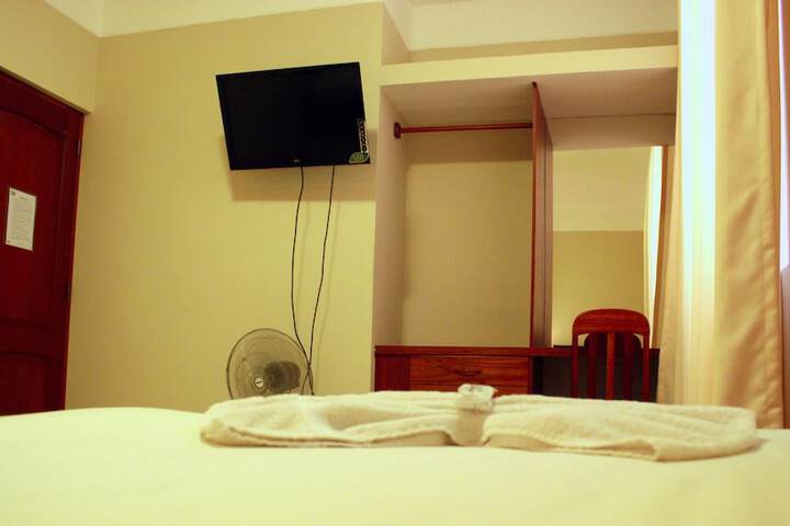 Room 12 of 30