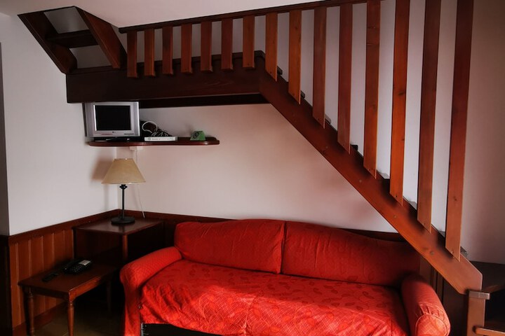 Room 22 of 35