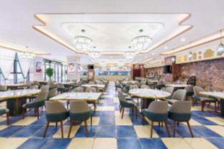 Urumqi Hami Building (MM Meimei Shopping Center)