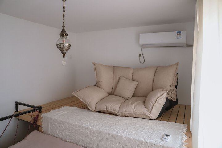 Room 47 of 109