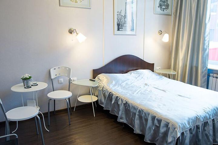 Room 13 of 79