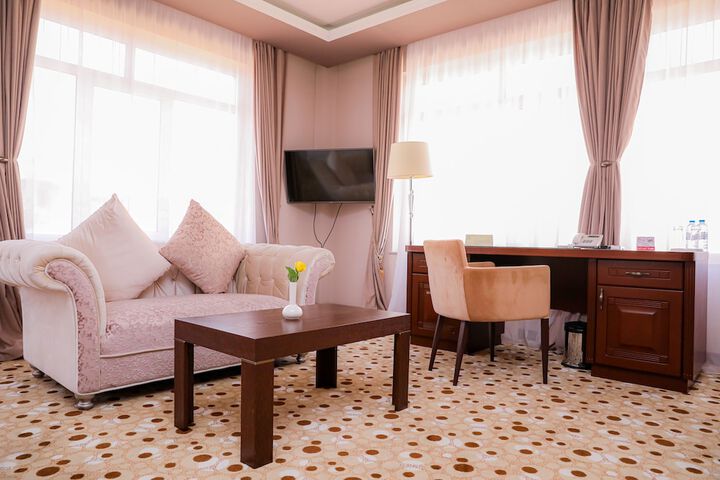 Room 18 of 86