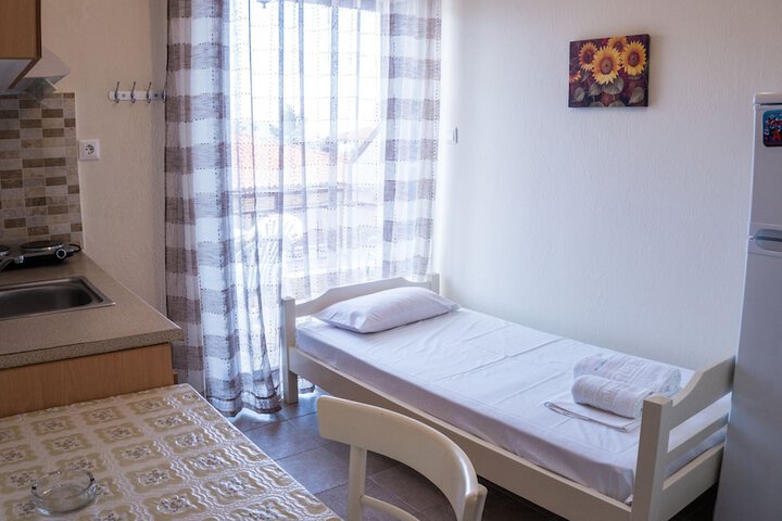 Room 15 of 57