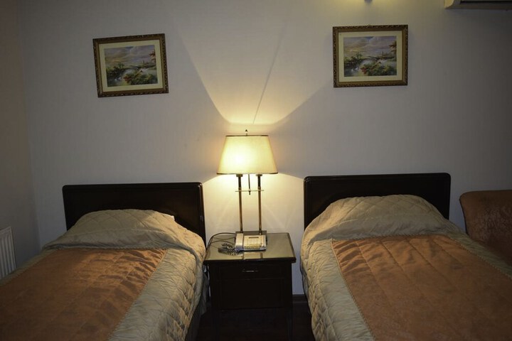 Room 12 of 45