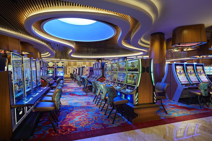 Entertainment 30 of 72