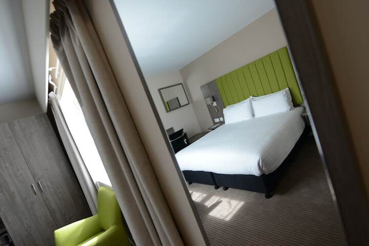 Room 26 of 70