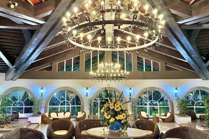 Hotel Interior 10 of 189
