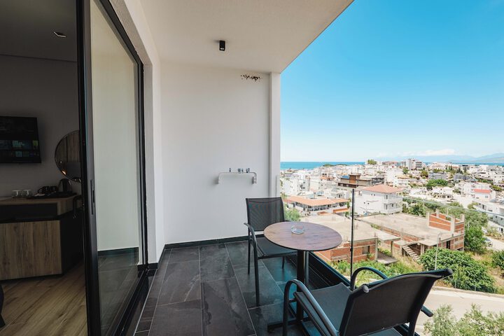 Terrace/Patio 103 of 112