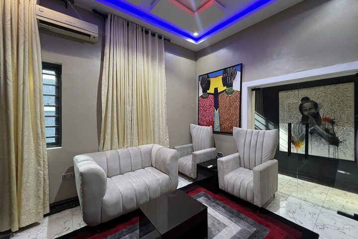 Room 26 of 50