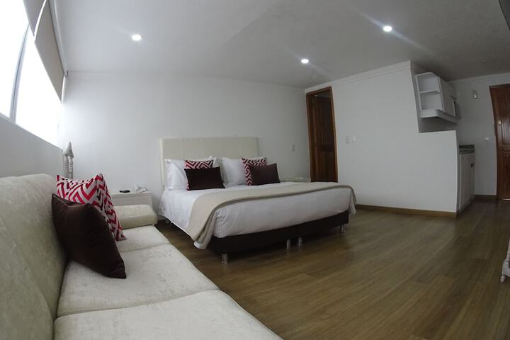 Room 4 of 23