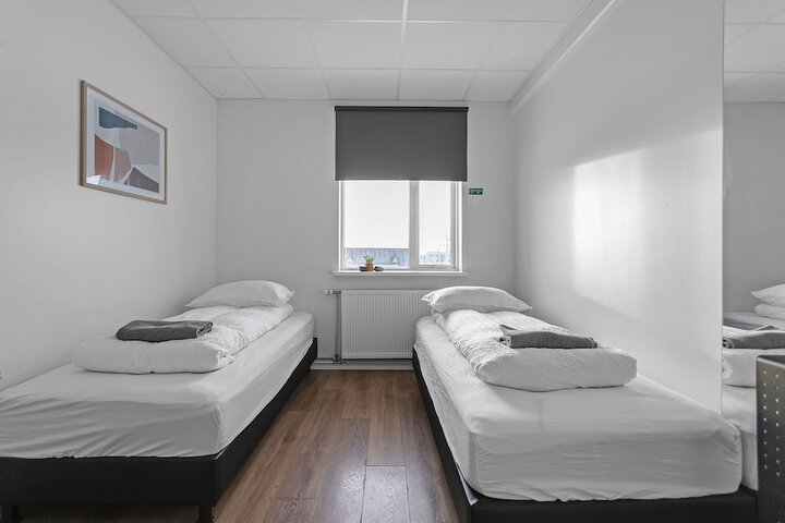Room 6 of 26