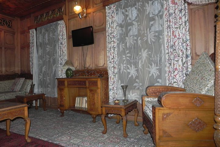 Hotel Interior 2 of 45