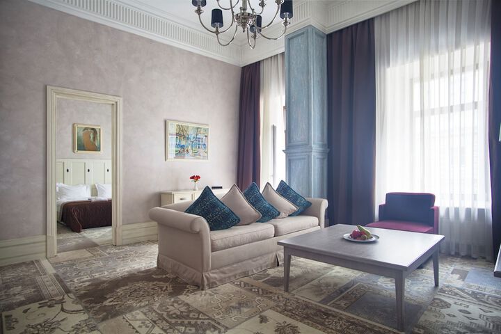 Room 26 of 70