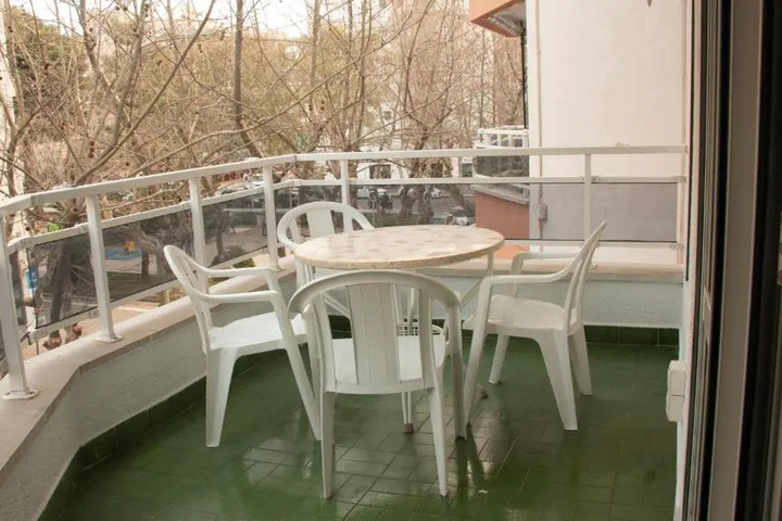 Terrace/Patio 6 of 13