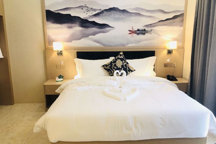 Room 20 of 39