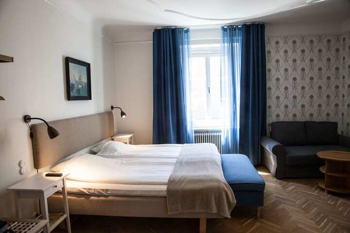 Room 7 of 64