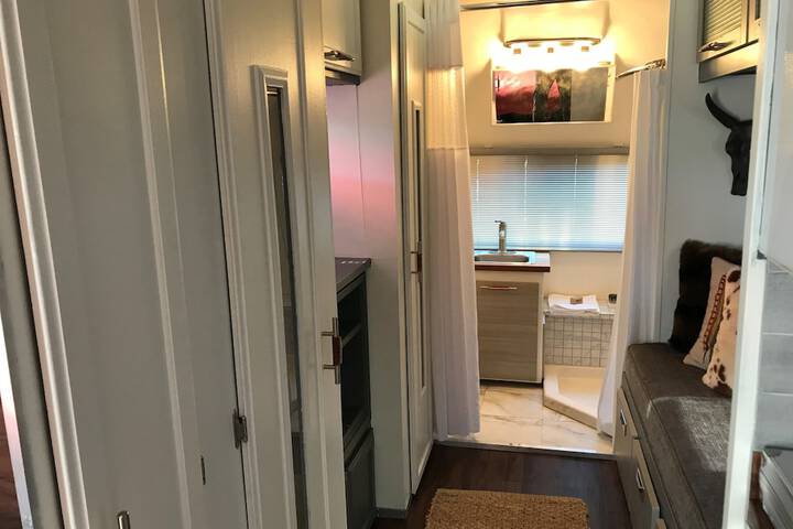 Room 61 of 82