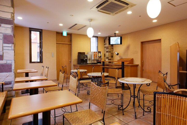 Dining Photos