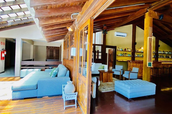 Room 6 of 35