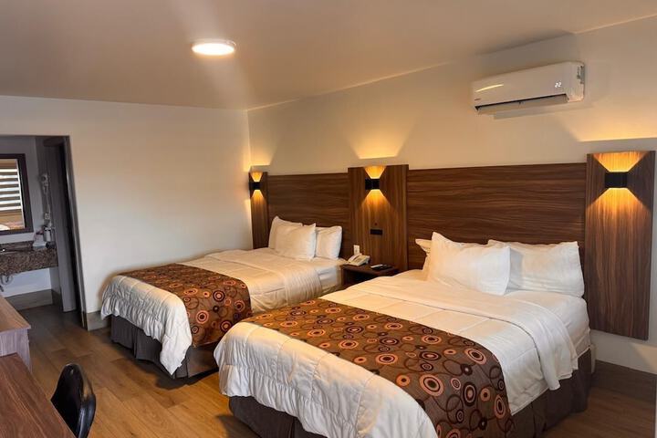 Room 8 of 21