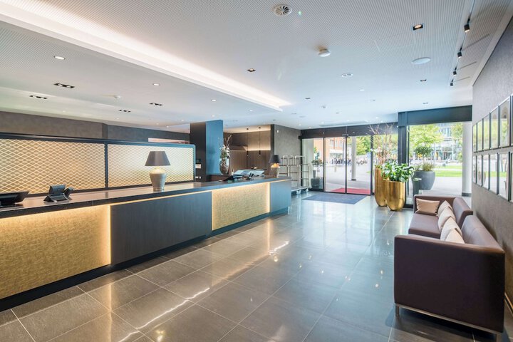 Hotel Lobby