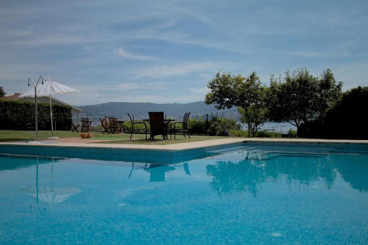 Pool 24 of 45