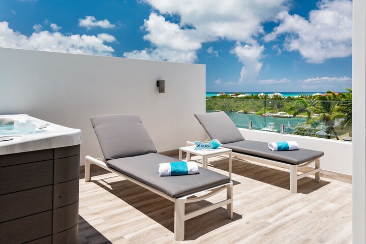Terrace/Patio 20 of 56