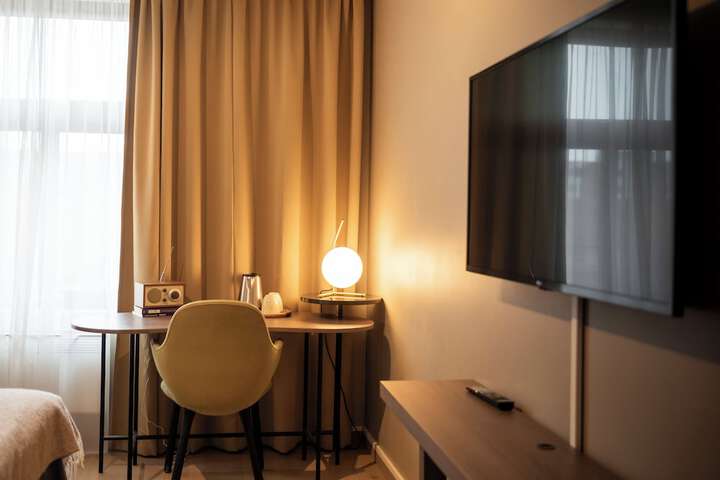 Room 13 of 75