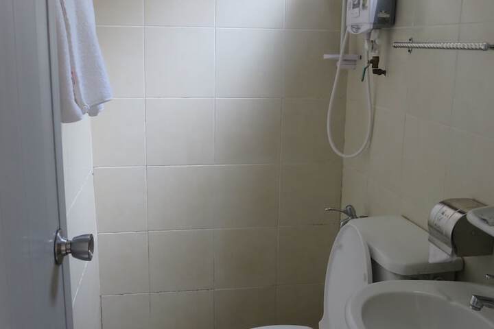 Room 15 of 22