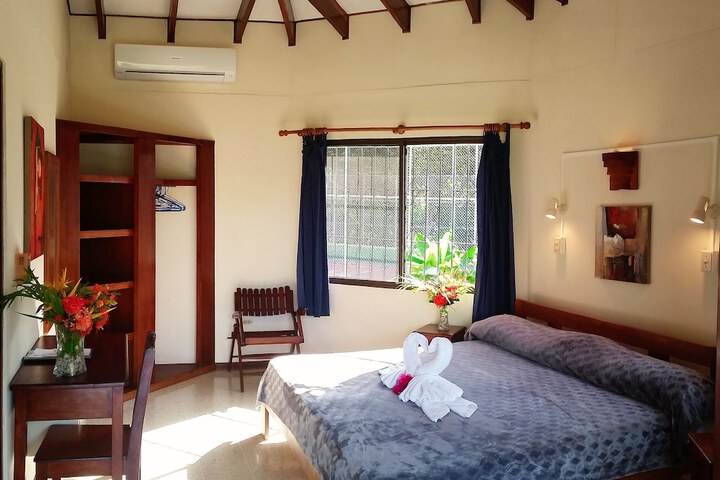 Guacamaya Lodge
