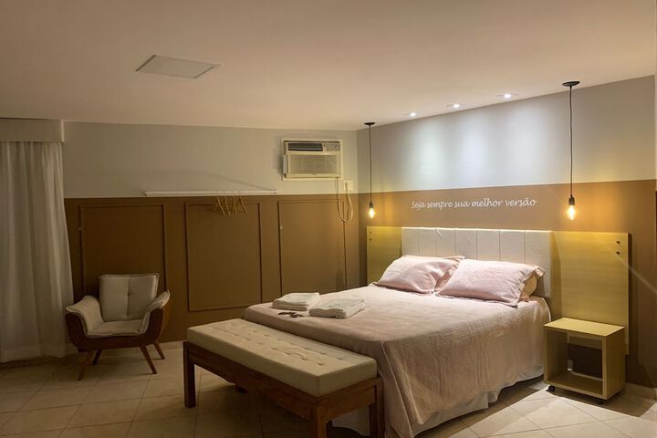 Room 18 of 33