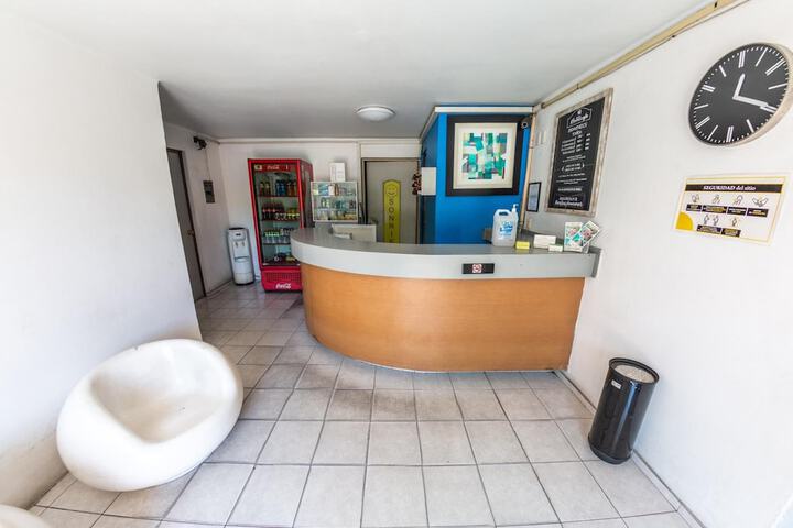 Entrance & Lobby