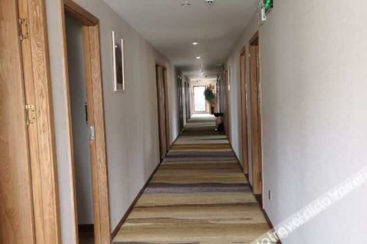 Hotel Interior 10 of 14