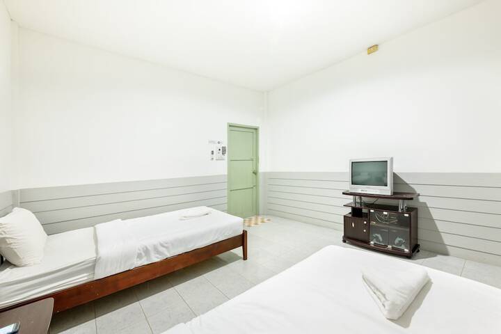Room 7 of 52