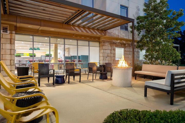 Terrace/Patio 50 of 51